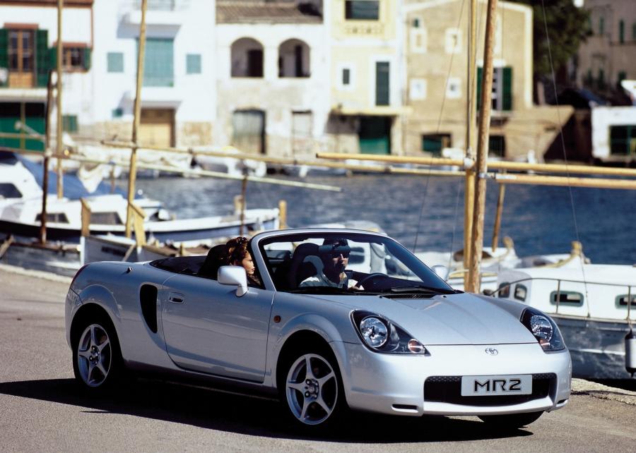  Toyota MR2 1999 года  (фото 5 из 45)